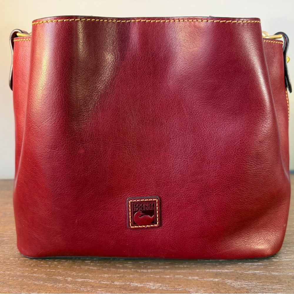 Dooney & Bourke Florentine Bordeaux Brenna